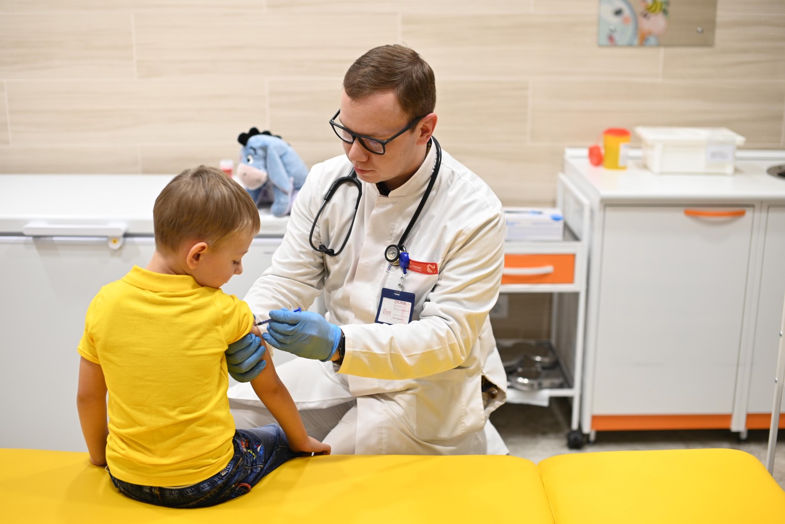 Вакцина против COVID-19 для детей появилась в клинике «Олимп Здоровья»
